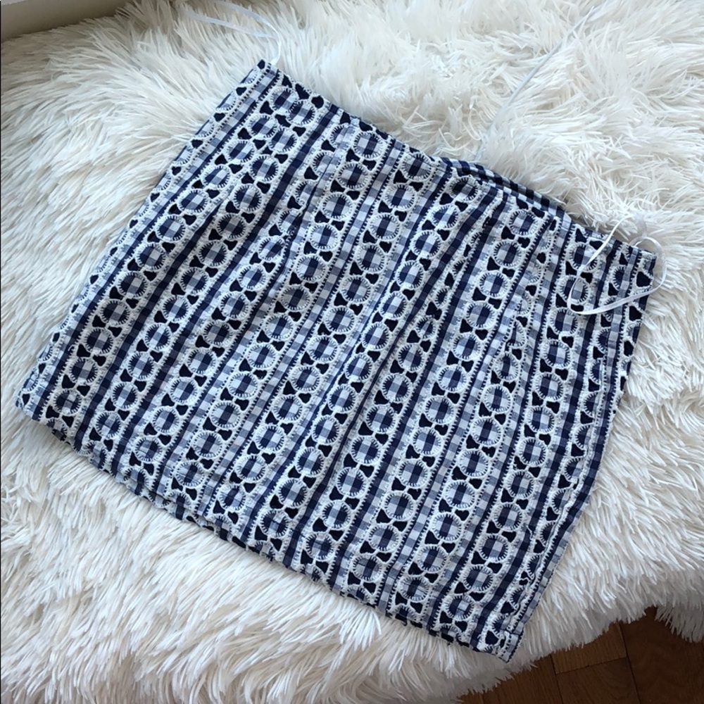 Patterned embroidered skirt